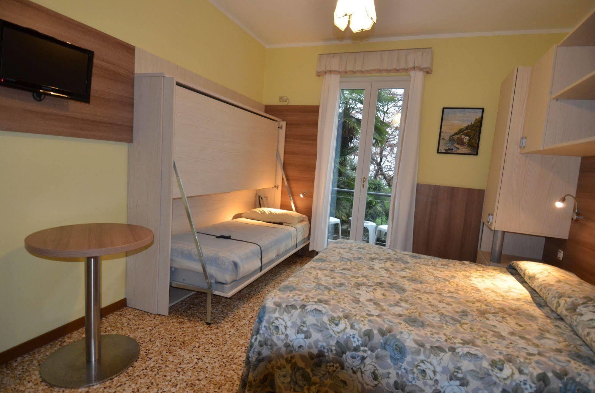 Hotel Villa Ruscello Baveno Zewnętrze zdjęcie